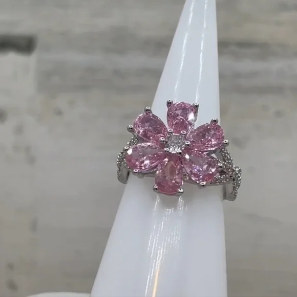 Beautiful Statement Flower Pink White Cubic Zirconia Silver Plated Ring Size 9 - Picture 8 of 10